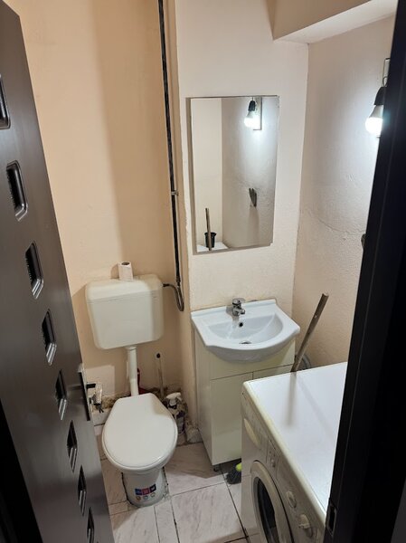 Zona Racitor langa Scoala Centrala,