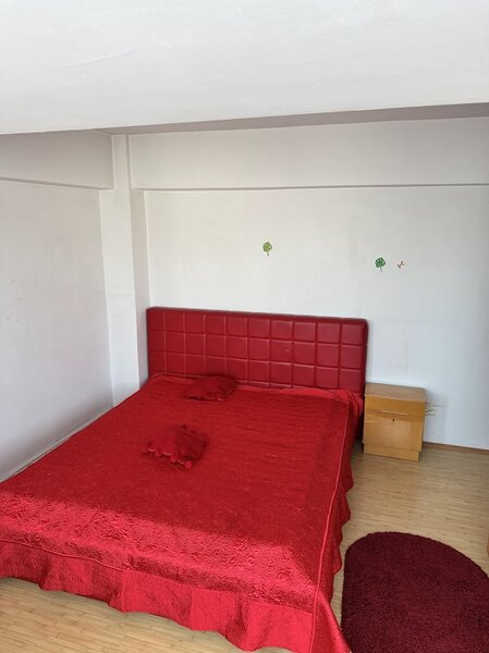 Zona Racitor langa Scoala Centrala,