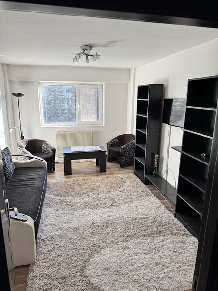 Zona Racitor langa Scoala Centrala,